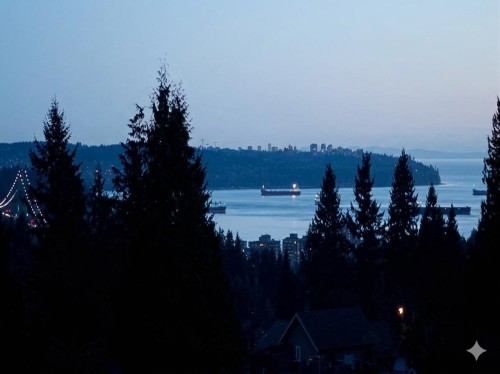 885 Beaconsfield Road, North Vancouver, BC 
