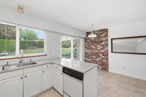 7605 Lawrence Drive, Burnaby, BC 
