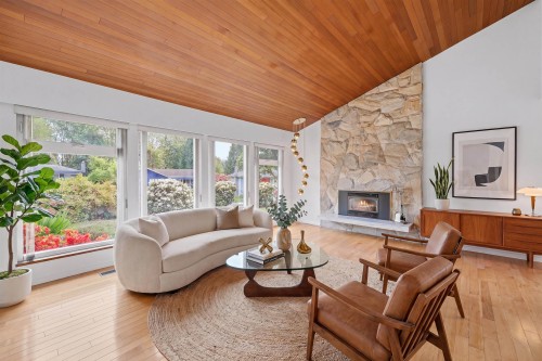 7605 Lawrence Drive, Burnaby, BC 
