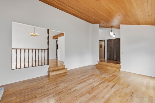 7605 Lawrence Drive, Burnaby, BC 