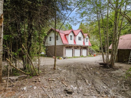 1575 Burton Road  Gibsons, BC V0N 1V2