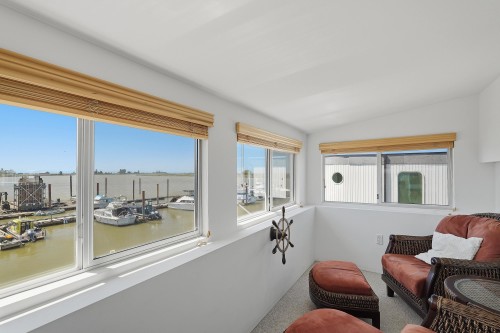 5-3459 River Road W, Delta, BC 