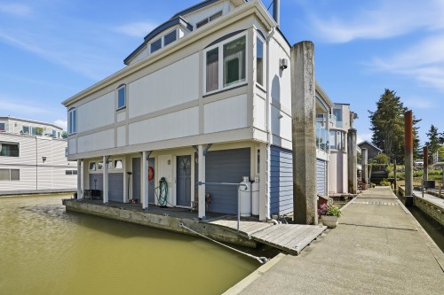5-3459 River Road W, Delta, BC 
