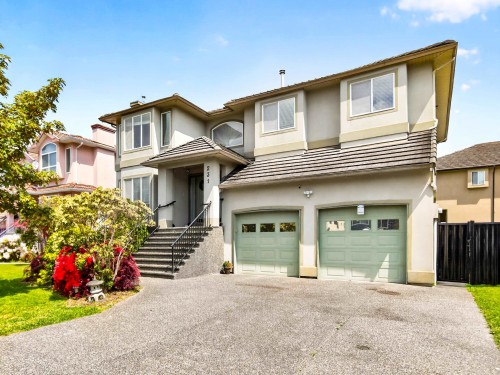 231 Suzuki Street  New Westminster, BC V3M 6X2