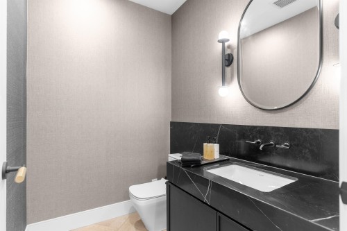 5938 Elm Street, Vancouver, BC 
