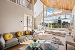 389 Metta Street  Port Moody, BC V3H 2Y6