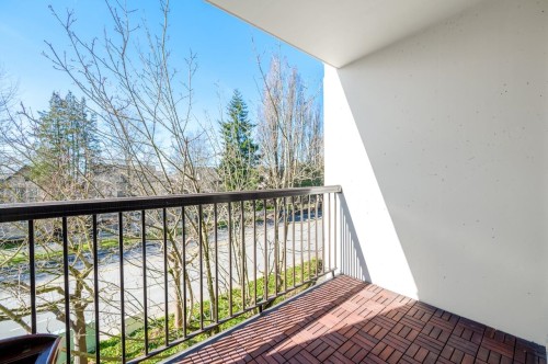304-7100 Gilbert Road, Richmond, BC 