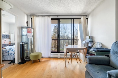 304-7100 Gilbert Road, Richmond, BC 