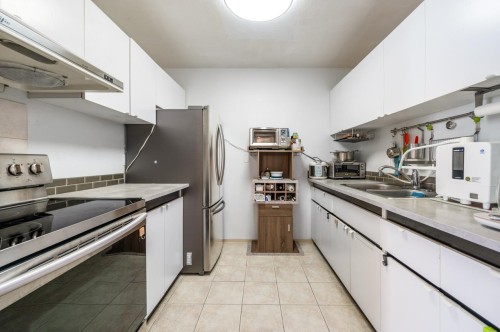304-7100 Gilbert Road, Richmond, BC 
