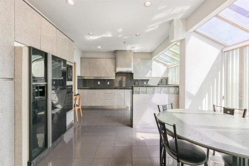 1738 63Rd Avenue E, Vancouver, BC 