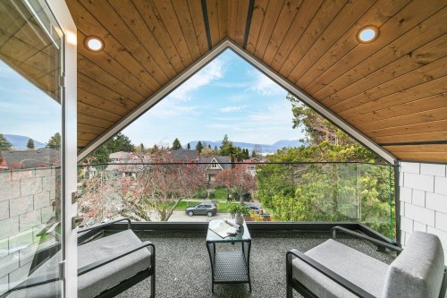 1-3708 18Th Avenue W, Vancouver, BC 