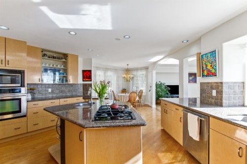3866 Michener Way, North Vancouver, BC 