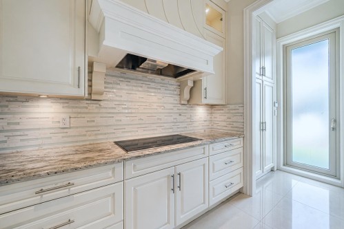 1379 46Th Avenue W, Vancouver, BC 