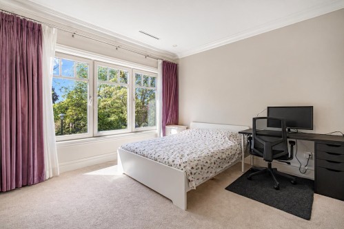 1379 46Th Avenue W, Vancouver, BC 