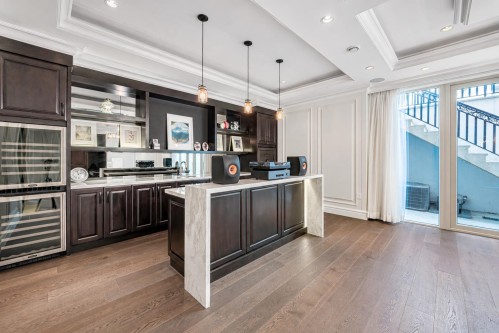 1379 46Th Avenue W, Vancouver, BC 