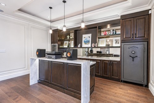 1379 46Th Avenue W, Vancouver, BC 