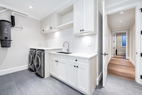 1379 46Th Avenue W, Vancouver, BC 