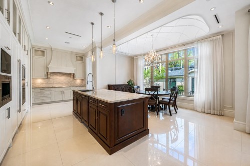 1379 46Th Avenue W, Vancouver, BC 