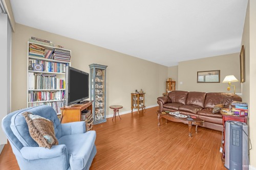 100-10200 4th Avenue  Richmond, BC V7E 1V3