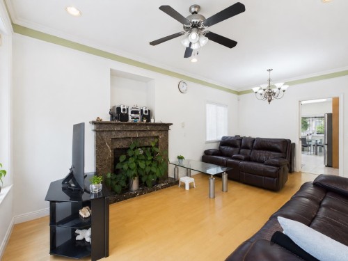 5345 Wales Street, Vancouver, BC 