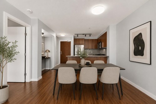 312-5889 Irmin Street  Burnaby, BC V5J 0C1