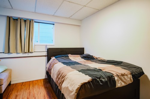 7270 16Th Avenue, Burnaby, BC 
