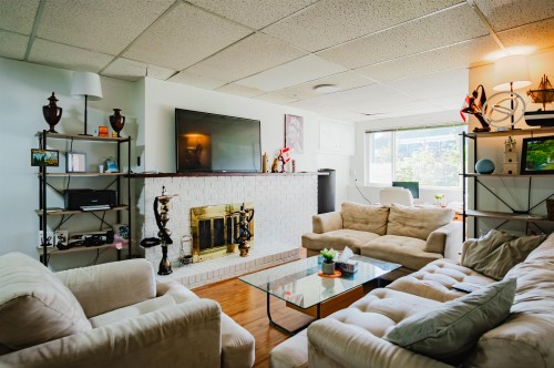 7270 16Th Avenue, Burnaby, BC 