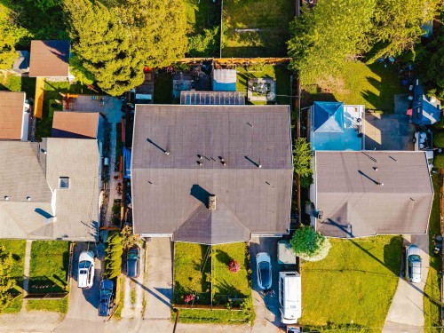 7270 16Th Avenue, Burnaby, BC 