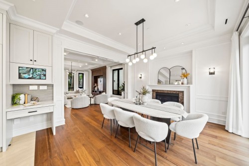 4347 9Th Avenue W, Vancouver, BC 