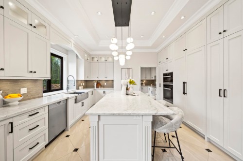4347 9Th Avenue W, Vancouver, BC 