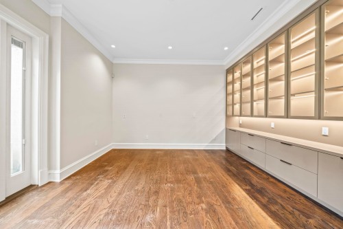 4347 9Th Avenue W, Vancouver, BC 