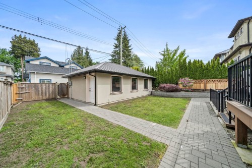 4347 9Th Avenue W, Vancouver, BC 