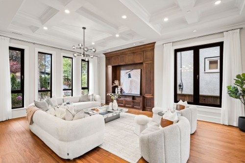 4347 9Th Avenue W, Vancouver, BC 