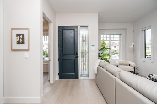 48 57Th Avenue E, Vancouver, BC 
