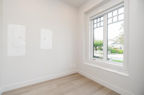 48 57Th Avenue E, Vancouver, BC 