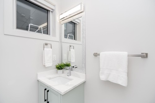 48 57Th Avenue E, Vancouver, BC 
