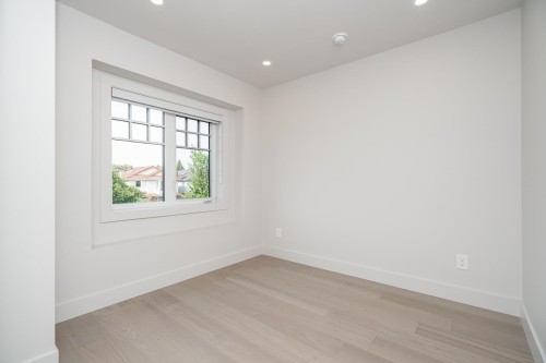 48 57Th Avenue E, Vancouver, BC 