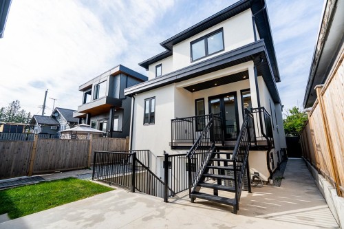 48 57Th Avenue E, Vancouver, BC 