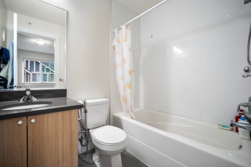 204-7168 Stride Avenue, Burnaby, BC 