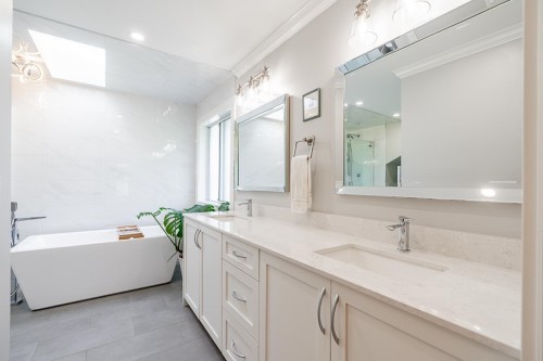 1151 Confederation Drive, Port Coquitlam, BC 