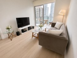 2407-2181 Madison Avenue Burnaby, BC V5C 0N4