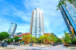 703-63 Keefer Place  Vancouver, BC V6B 6N6