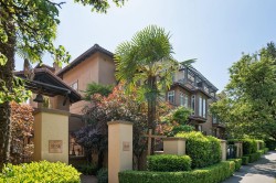 15-3036 4th Avenue W Vancouver, BC V6K 1R4
