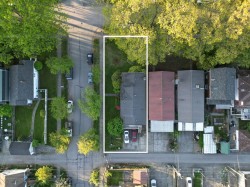 268 Slocan Street N Vancouver, BC V5K 4Y1