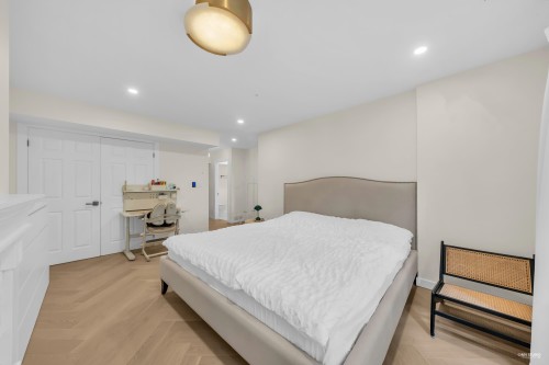 3460 Amberly Place, Vancouver, BC 