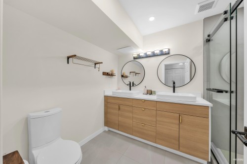 3460 Amberly Place, Vancouver, BC 