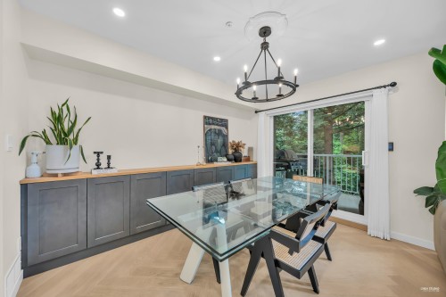 3460 Amberly Place, Vancouver, BC 