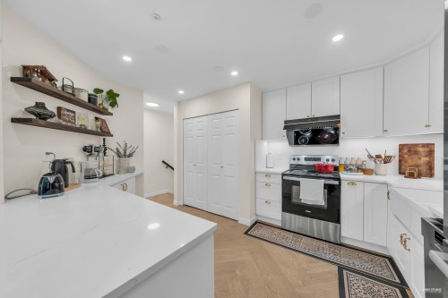 3460 Amberly Place, Vancouver, BC 