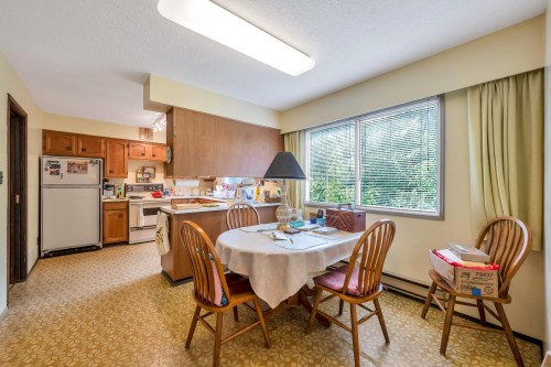 28595 Dewdney Trunk Road, Maple Ridge, BC 