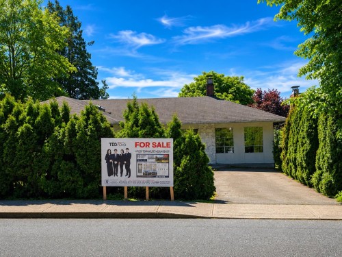 810 Rochester Avenue, Coquitlam, BC 